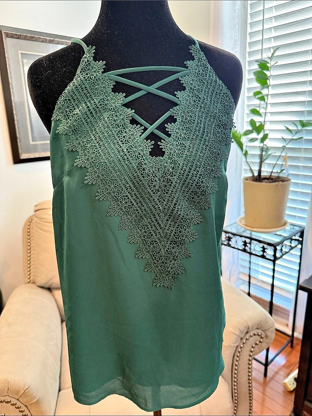 Lace Detail Green Tank Top Like New